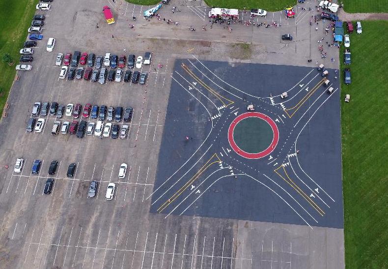 Roundabout course from drone 